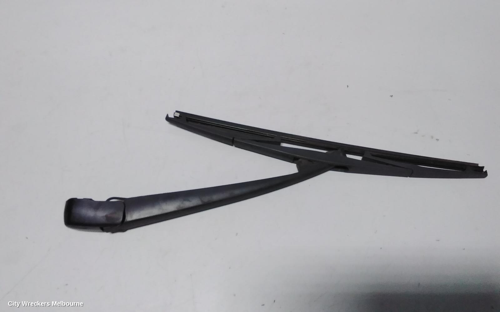 SUBARU LIBERTY WIPER ARM