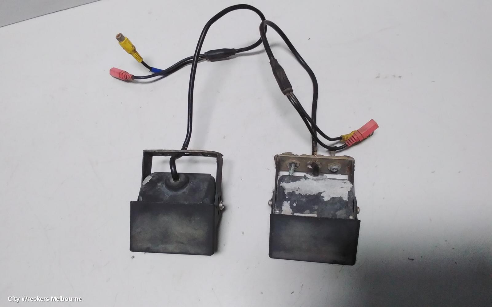 TOYOTA HIACE RADIO/CD/DVD/SAT/TV, AFTERMARKET, TRH/KDH, 03/2005 - 04/2019