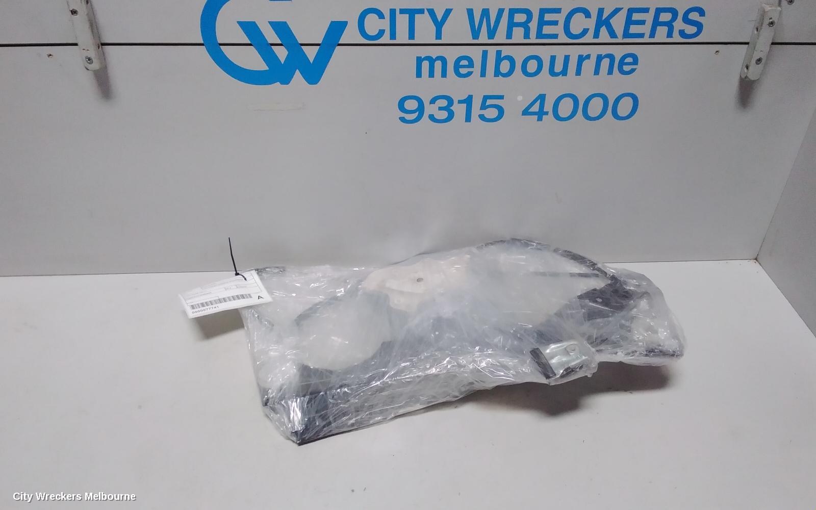 MERCEDES CLC CLASS LEFT FRONT WINDOW REG/MOTOR, CL203 08/2008 - 03/2011