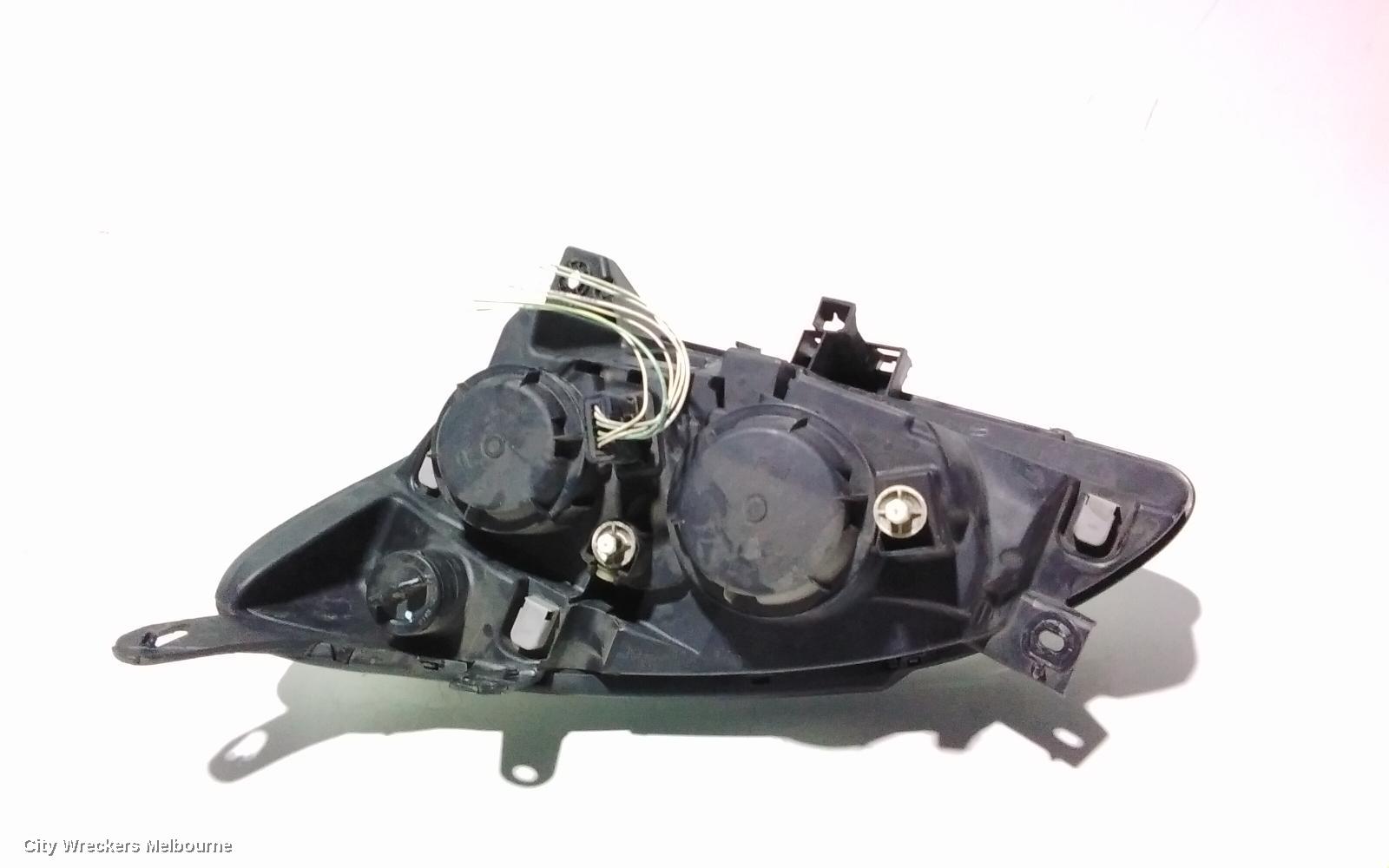 CITROEN C5 RIGHT HEADLAMP, SER1, HALOGEN TYPE, 06/2001 - 12/2004