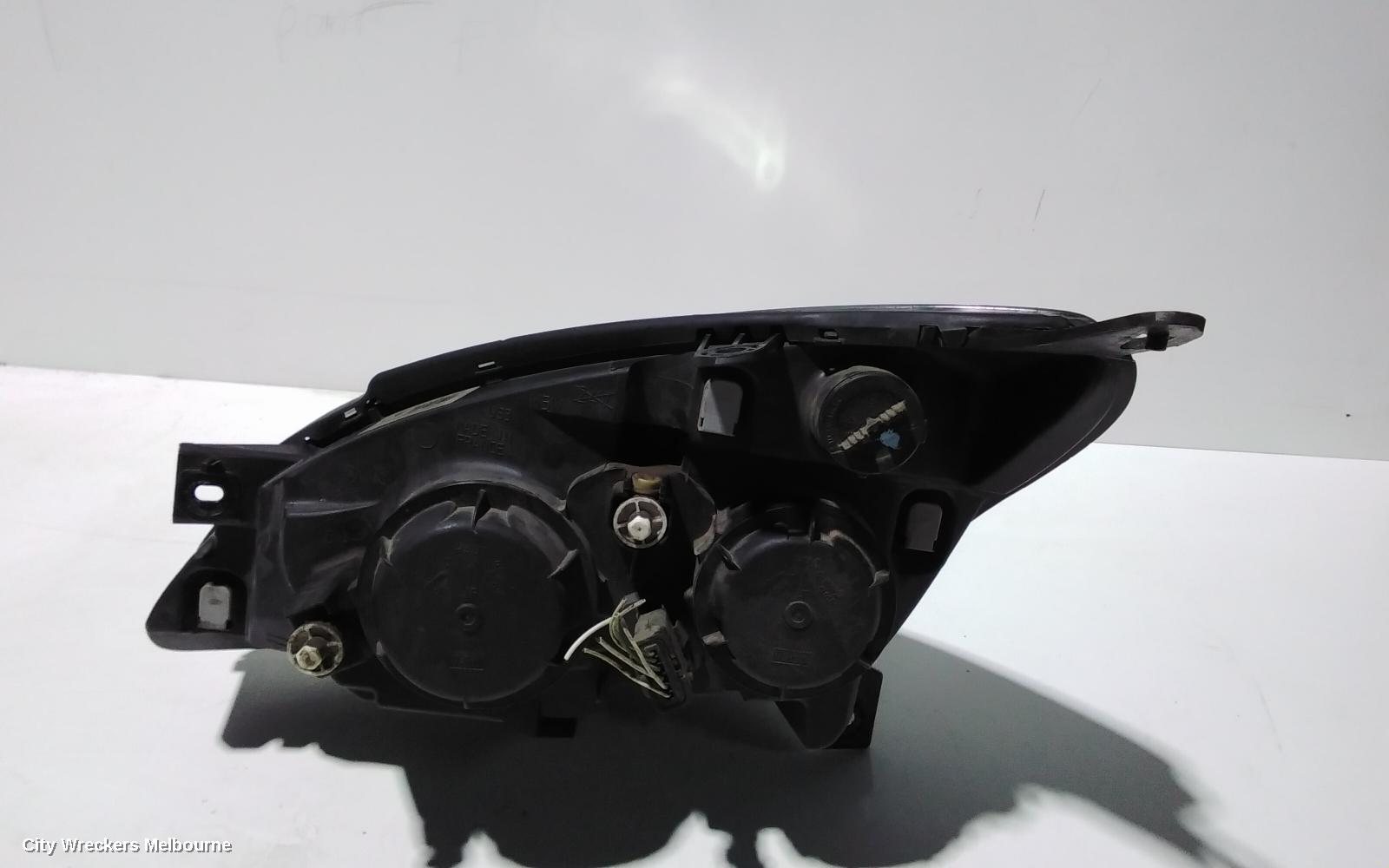 CITROEN C5 RIGHT HEADLAMP, SER1, HALOGEN TYPE, 06/2001 - 12/2004