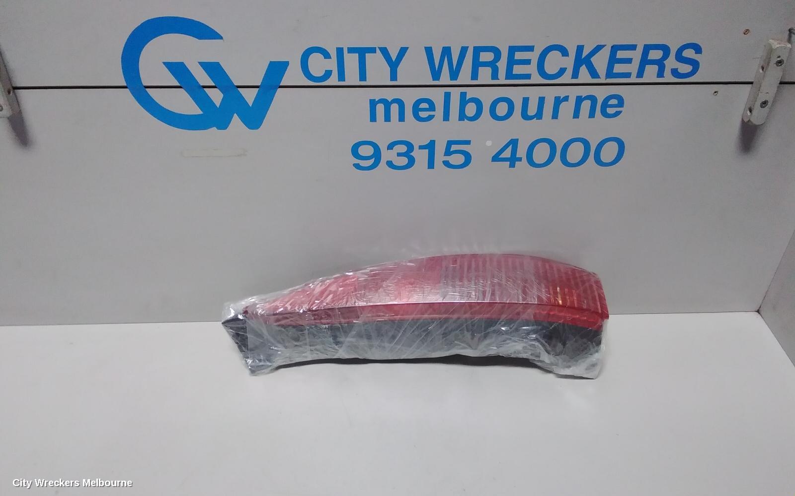 CITROEN C5 LEFT TAILLIGHT, WAGON, LOWER LIGHT, 06/2001 - 08/2008