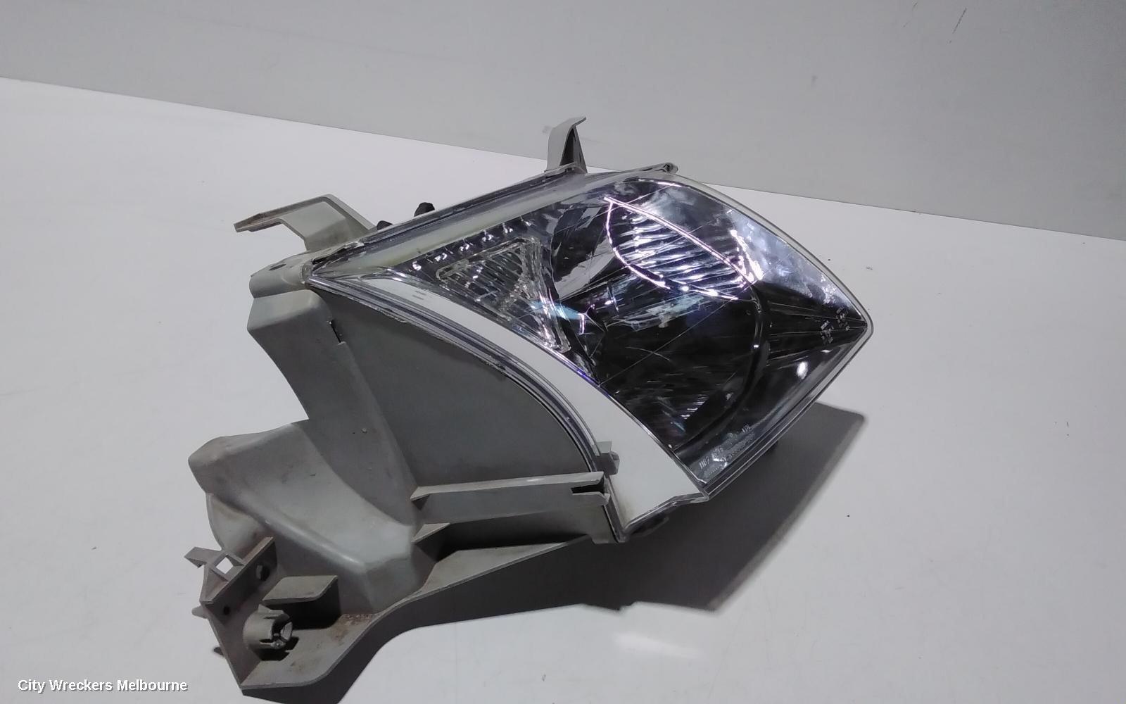 MAZDA MPV RIGHT HEADLAMP, LW, LENS # STANLEY R6899, 08/1999 - 05/2002