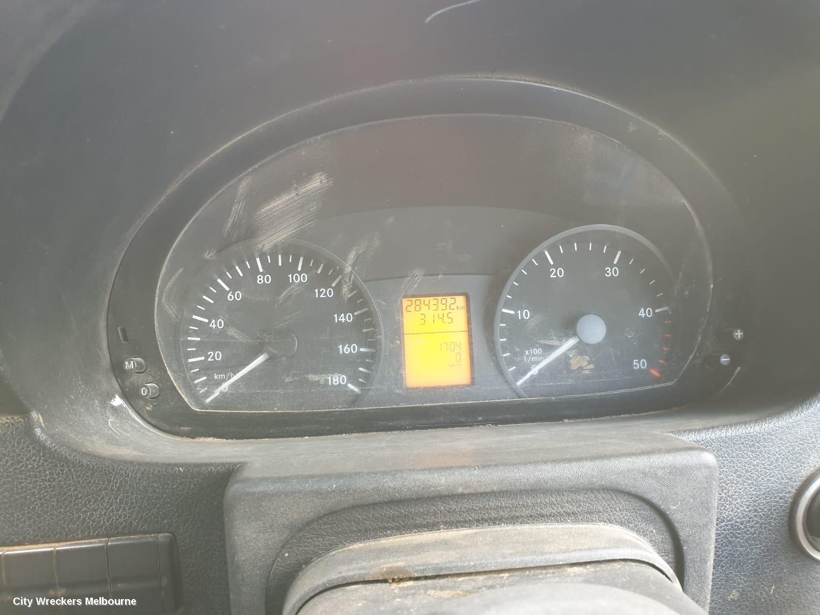 MERCEDES SPRINTER TRANS/GEARBOX, MANUAL, RWD, DIESEL, 2.1, 6 SPEED, NCV3, 711.680 CODE, 10/2006 - 04/2018