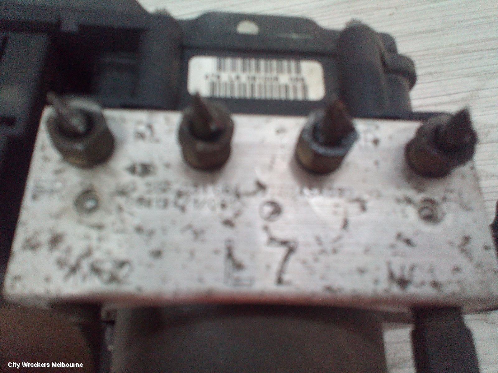 SUBARU FORESTER ABS PUMP/MODULATOR, MANUAL T/M, SA080 TYPE, 06/2005 - 02/2008