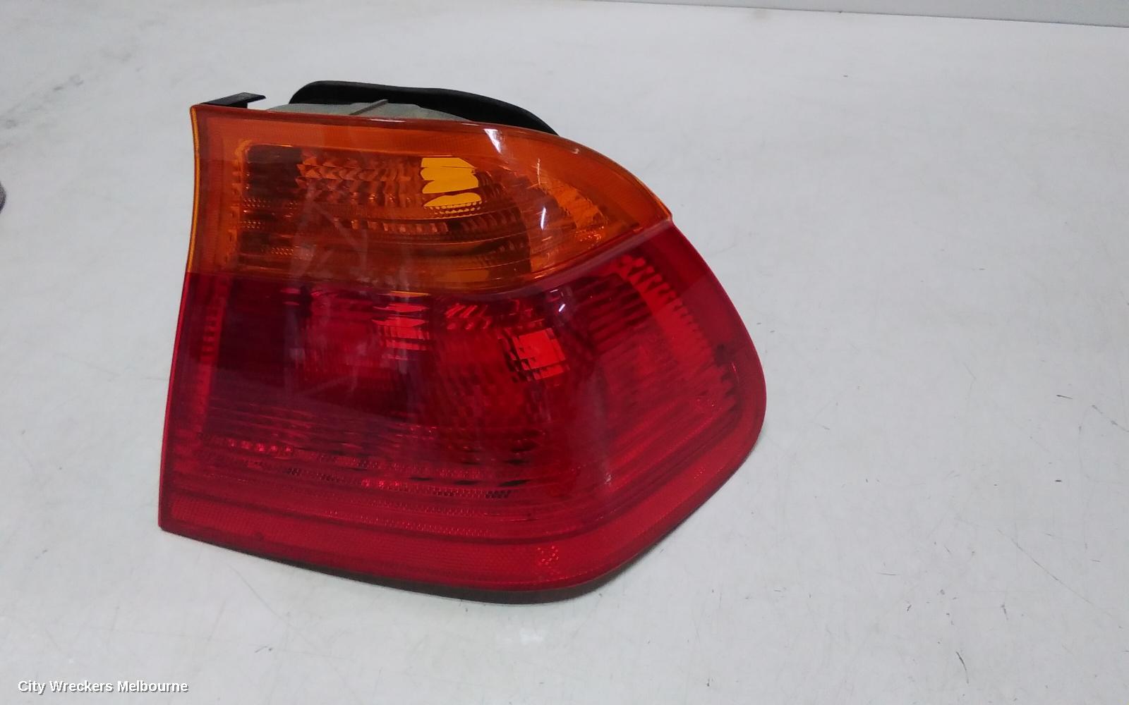 BMW 3 SERIES RIGHT TAILLIGHT, E46, SEDAN, AMBER FLASHER TYPE, 09/1998 - 09/2001