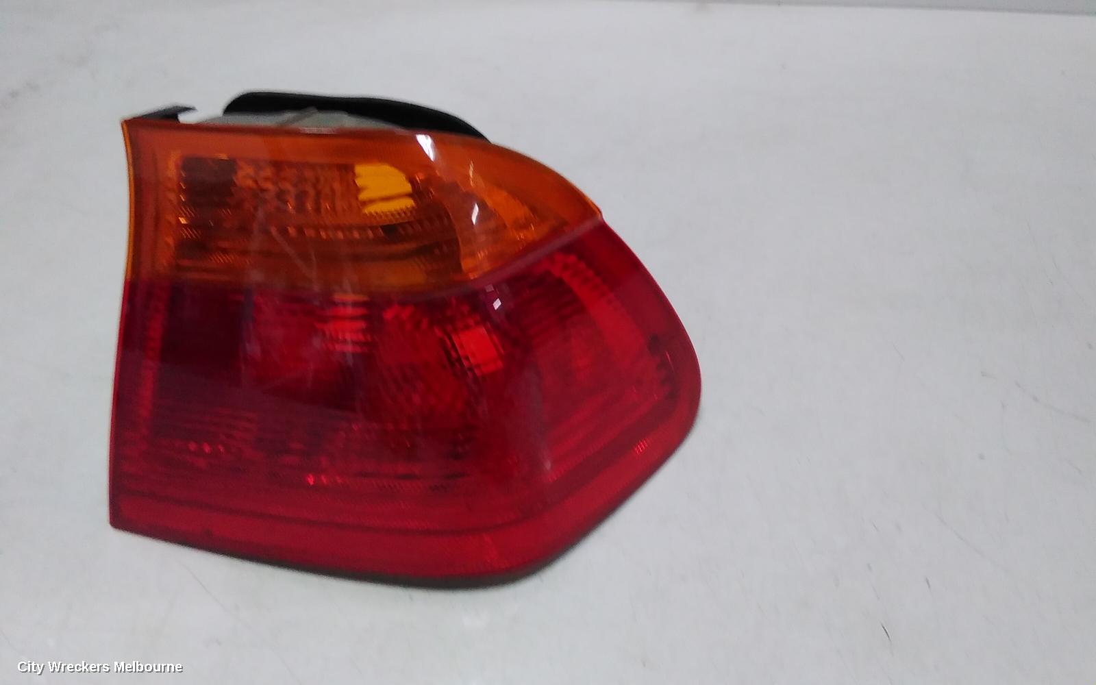BMW 3 SERIES RIGHT TAILLIGHT, E46, SEDAN, AMBER FLASHER TYPE, 09/1998 - 09/2001