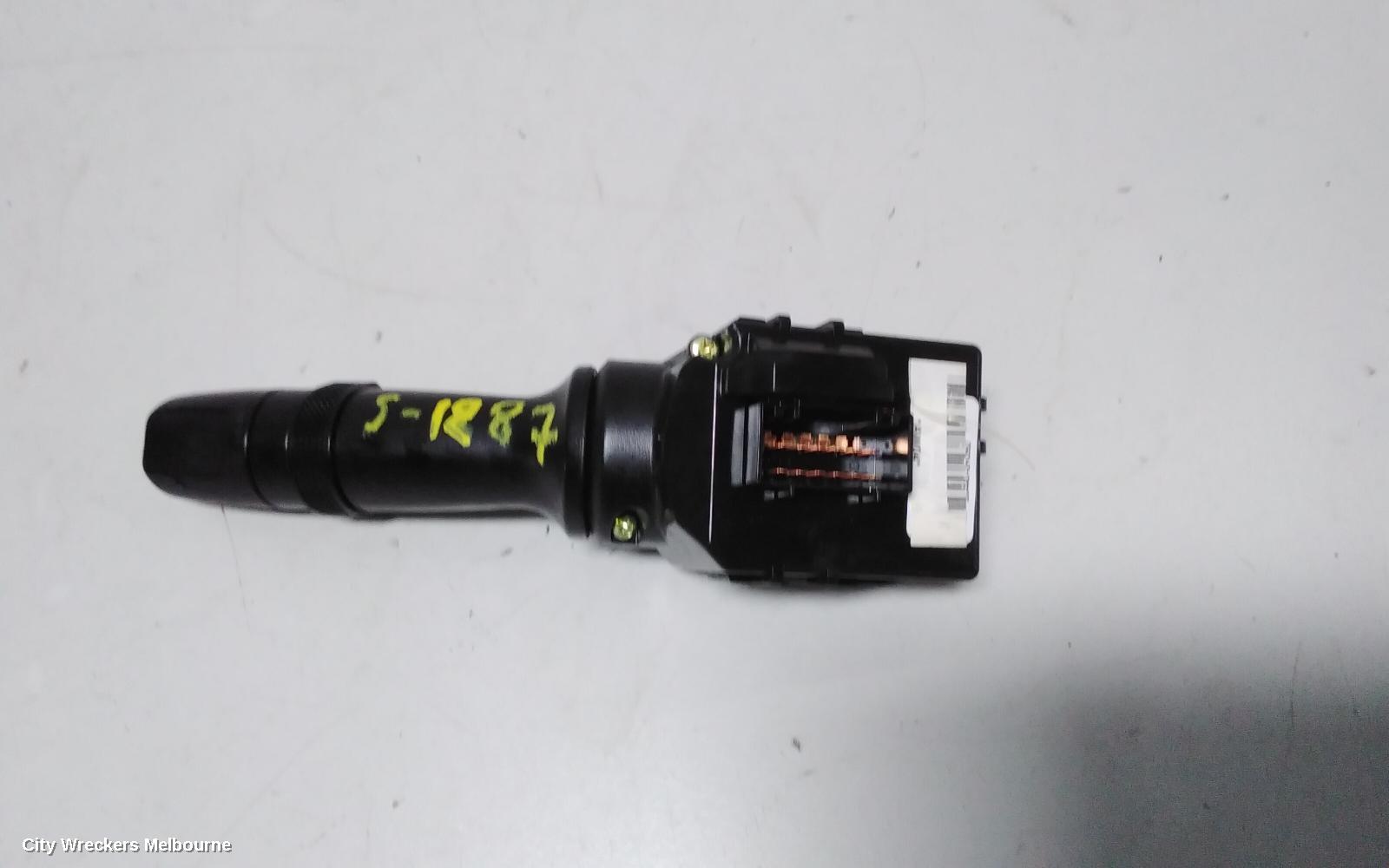 HYUNDAI I30 COMBINATION SWITCH, WIPER SWITCH, AUTO TYPE, GD, 03/2012 - 02/2017