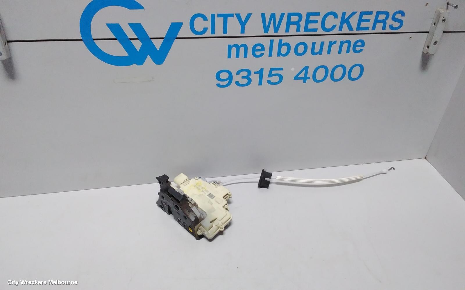 AUDI Q7 DOOR/BOOT/GATE LOCK, LEFT FRONT DOOR LOCK, 4L, P/N 3C2837015A, 09/2006 - 11/2009