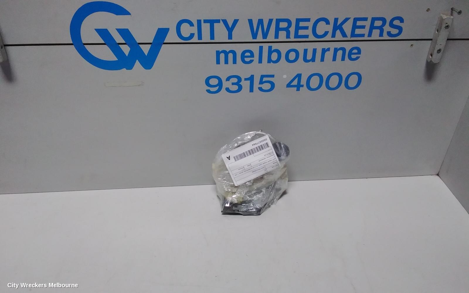 AUDI Q7 DOOR/BOOT/GATE LOCK, LEFT FRONT DOOR LOCK, 4L, P/N 3C2837015A, 09/2006 - 11/2009