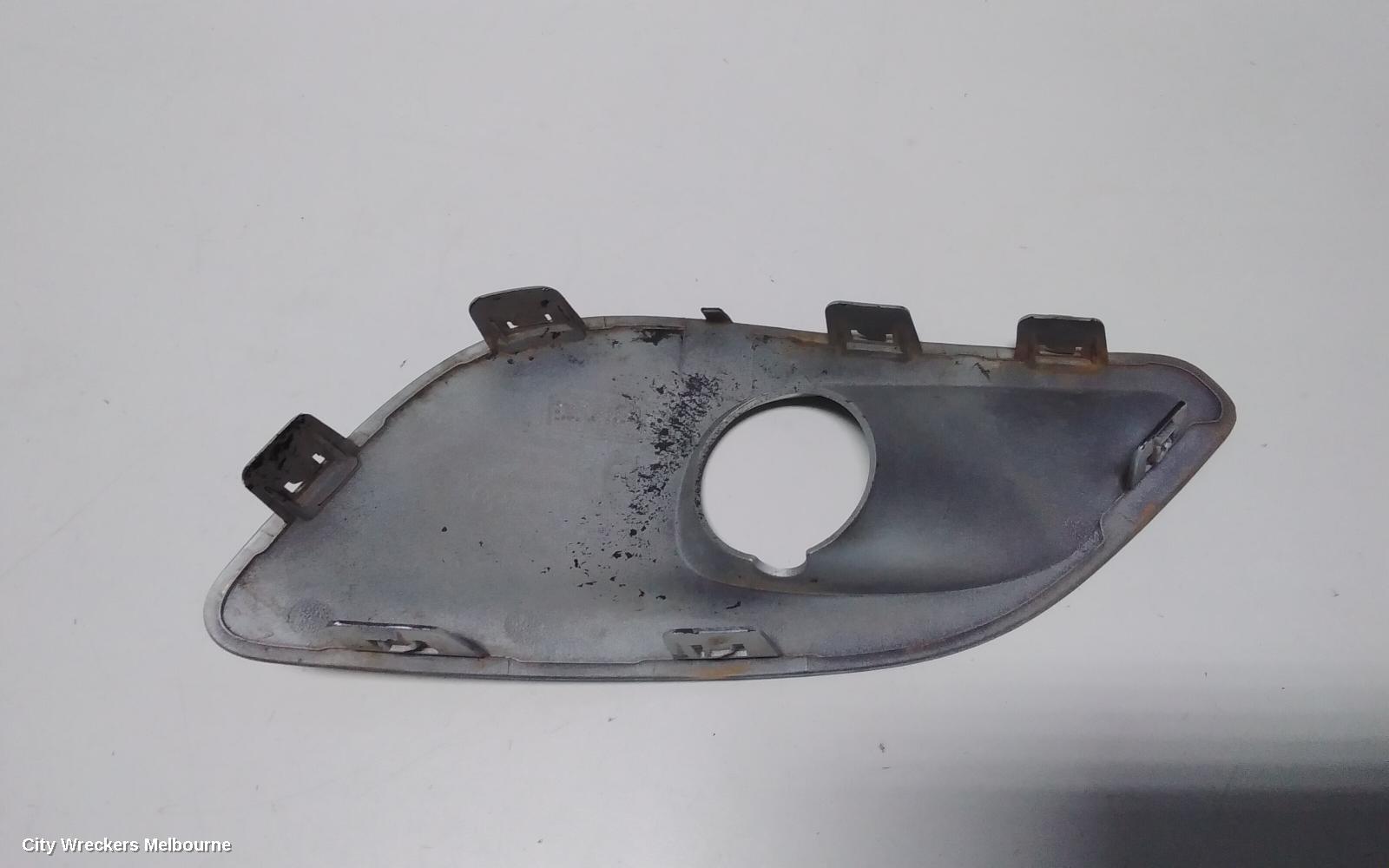 PEUGEOT 308 RIGHT INDICATOR/FOG/SIDE, BUMPER FOGLAMP, T9, ACTIVE/ALLURE, 10/2014 - 01/2021