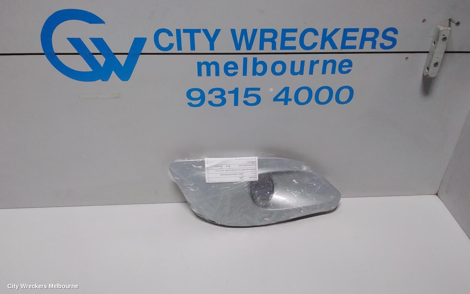 PEUGEOT 308 RIGHT INDICATOR/FOG/SIDE, BUMPER FOGLAMP, T9, ACTIVE/ALLURE, 10/2014 - 01/2021