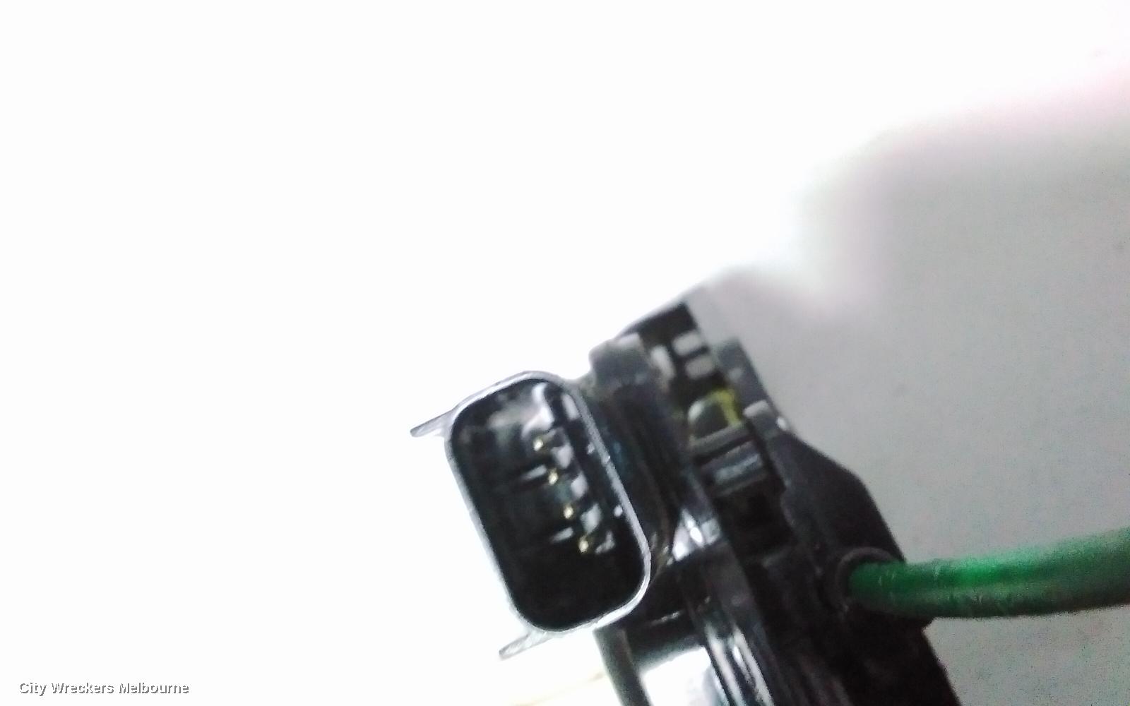 KIA RIO DOOR/BOOT/GATE LOCK, LEFT FRONT DOOR LOCK, UB, 11/2014 - 11/2016