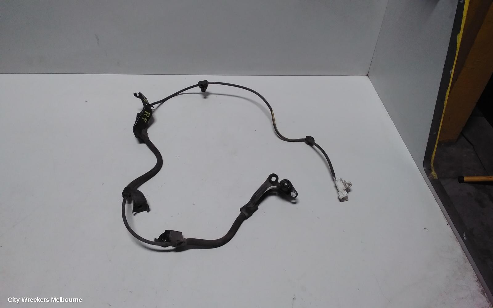TOYOTA HILUX ABS SENSOR, RH FRONT, NON VSC, LOOM TYPE, 03/2005 - 08/2015