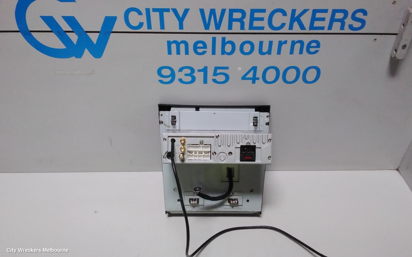 HOLDEN COMMODORE RADIO/CD/DVD/SAT/TV, DISPLAY/CONTROL PANEL ONLY, 6 DISC CD STACKER, SS-V, W/ SAT NAV, VE S1, 08/2006 - 08/2010