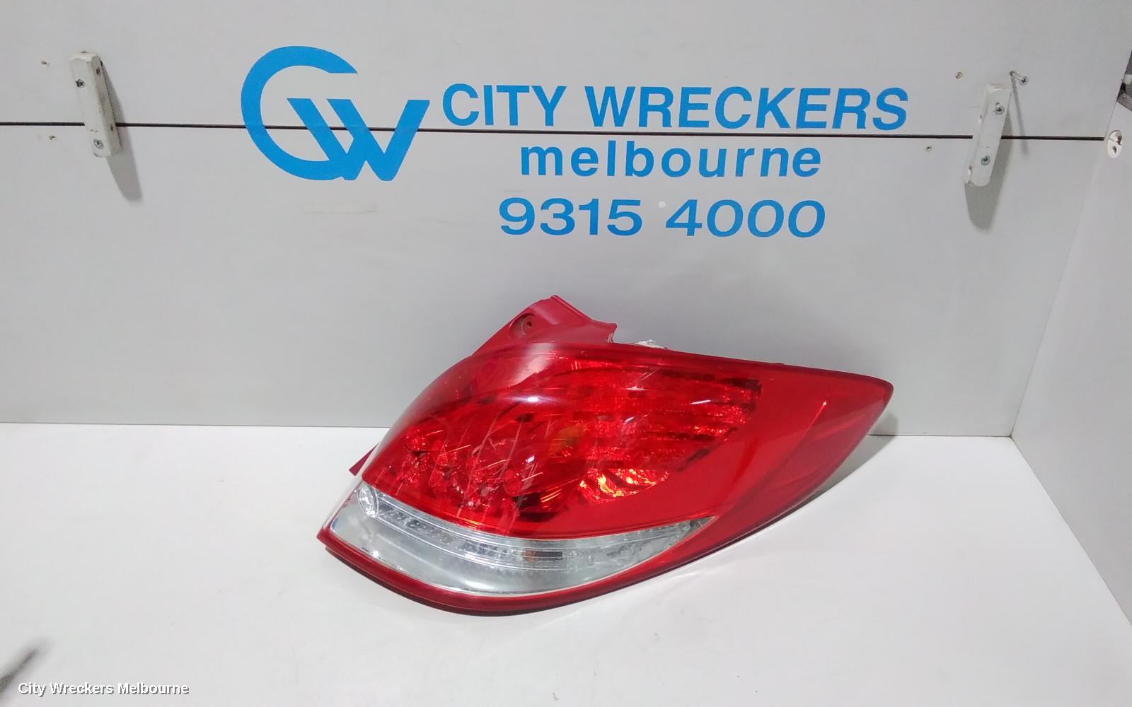 HYUNDAI VELOSTER RIGHT TAILLIGHT, IN BODY, FS, LED TYPE, 12/2011 - 02/2018