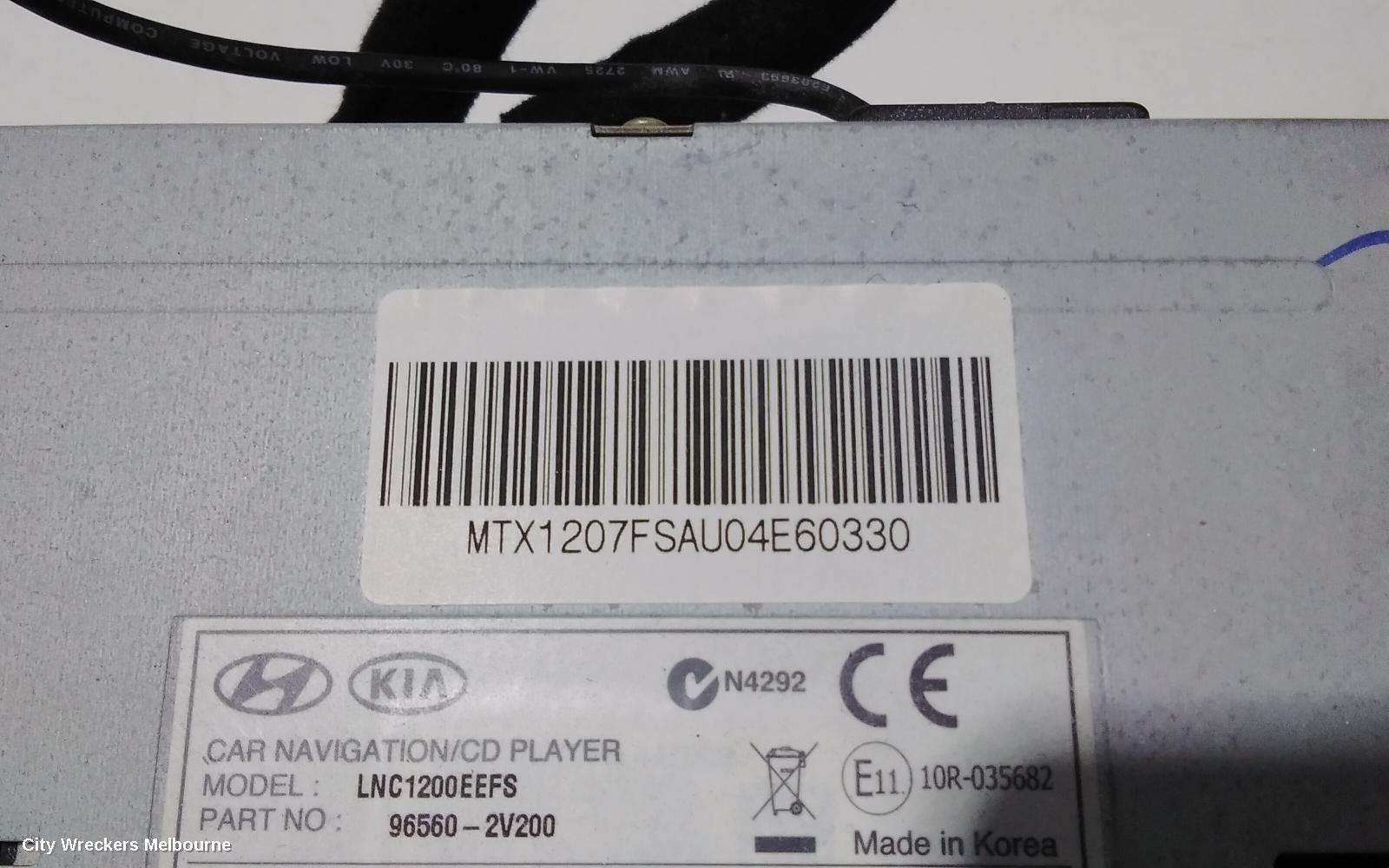 HYUNDAI VELOSTER RADIO/CD/DVD/SAT/TV, TOUCHSCREEN, GPS/NAVIGATION/BLUETOOTH/MP3/AUX W/ CD PLAYER, FS, 12/2011 - 02/2018