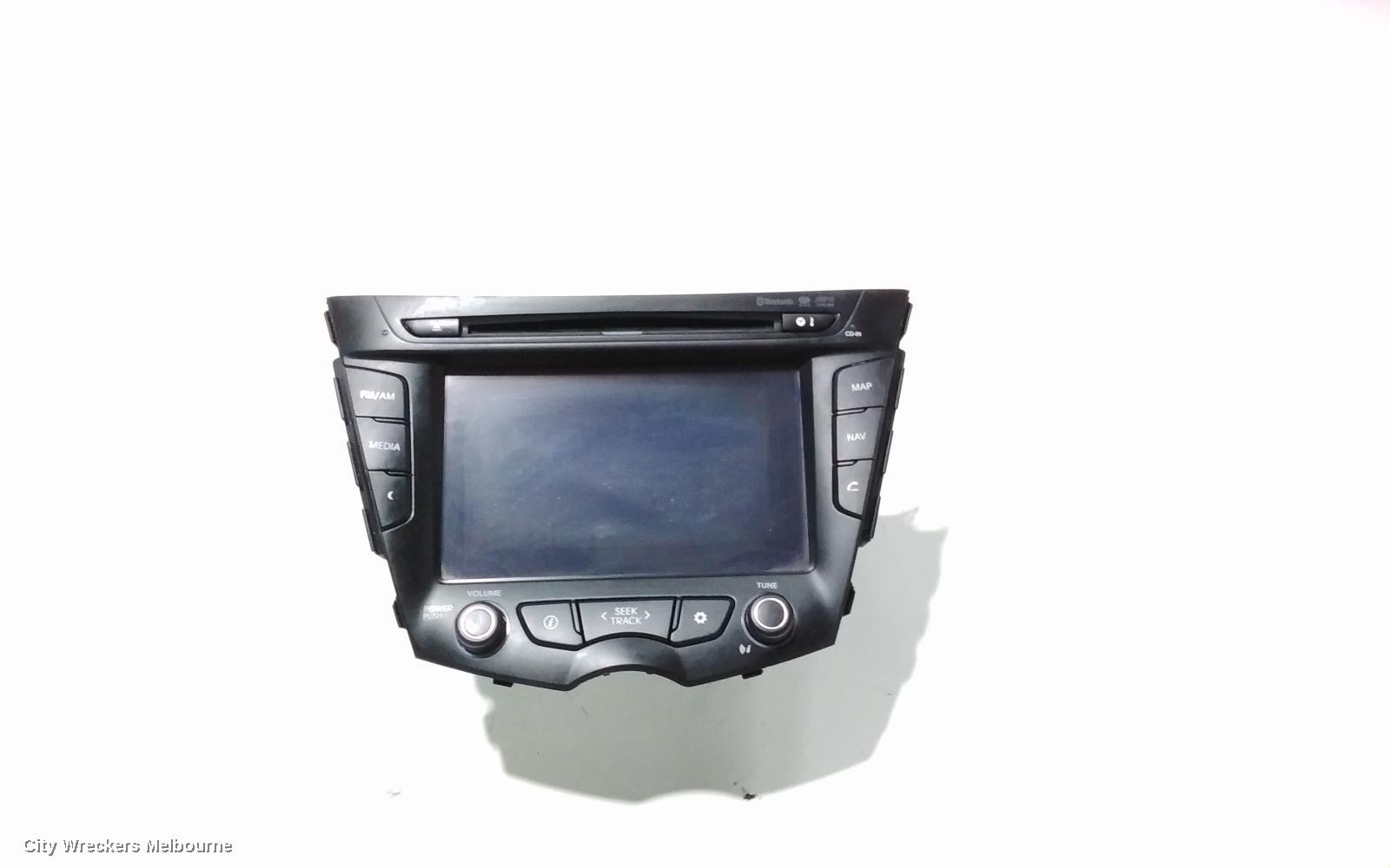 HYUNDAI VELOSTER RADIO/CD/DVD/SAT/TV, TOUCHSCREEN, GPS/NAVIGATION/BLUETOOTH/MP3/AUX W/ CD PLAYER, FS, 12/2011 - 02/2018