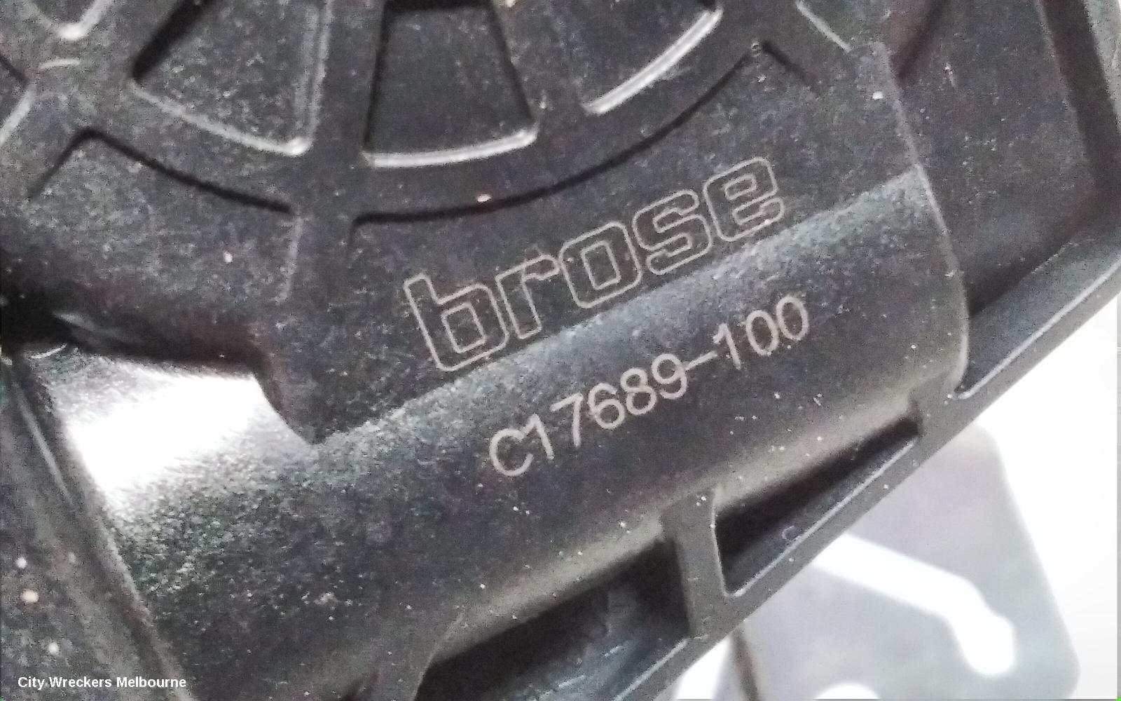 NISSAN QASHQAI RIGHT REAR WND REG/MOTOR, J11, 12/2013 - 07/2021