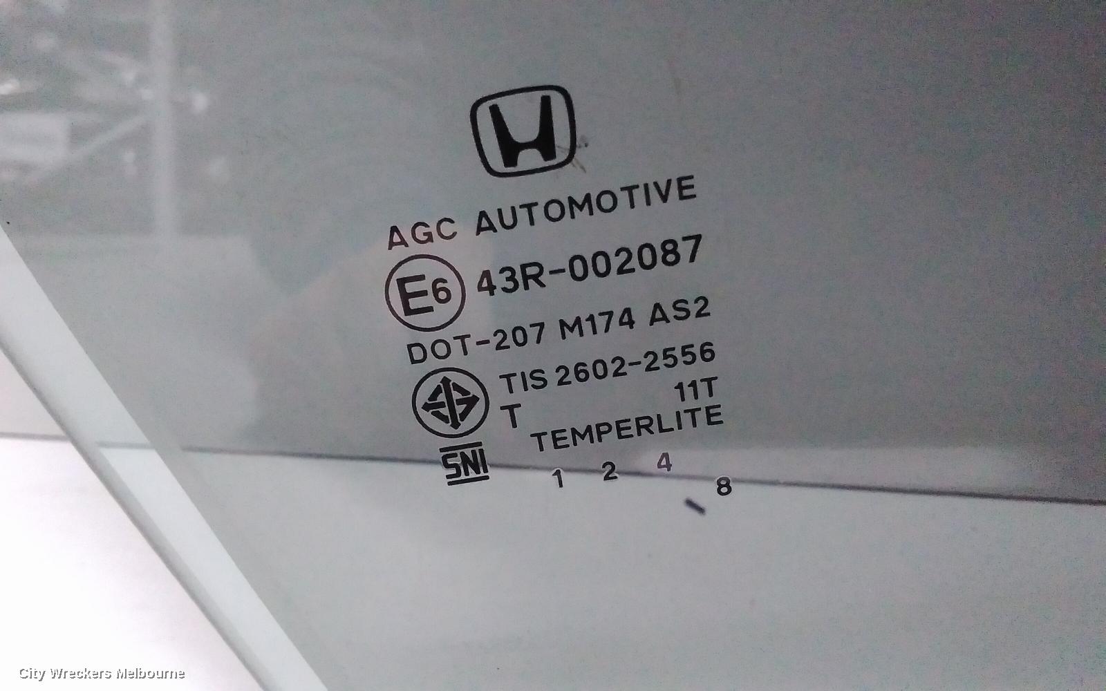 HONDA CIVIC RIGHT FRONT DOOR WINDOW, 10TH GEN, HATCH, 05/2016 ONWARDS