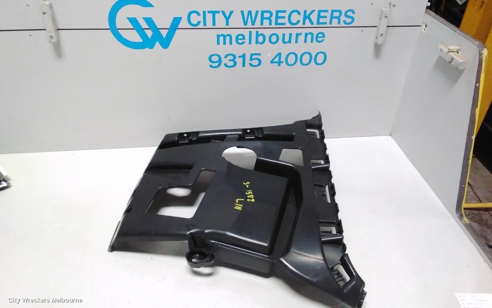 BMW 3 SERIES, F30, 02/2012 - 12/2019, LHR BAR SLIDER: 78091