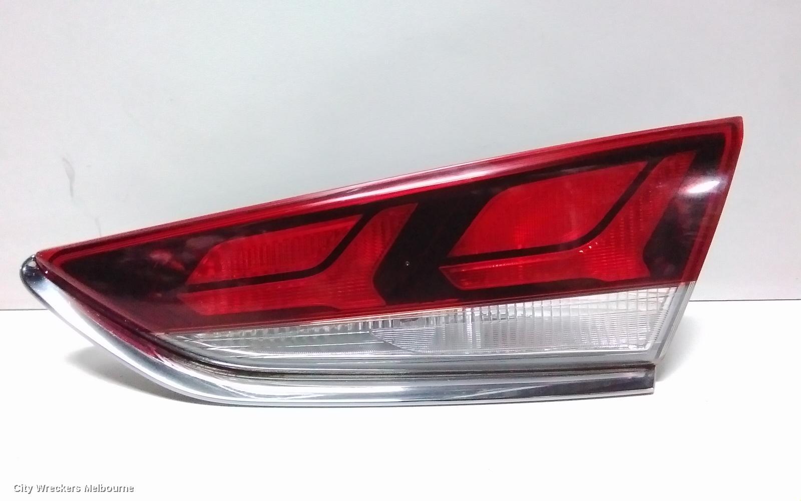 HYUNDAI SONATA REAR GARNISH, BOOTLID LAMP (RH SIDE), LED TYPE, LF, 08/2017 - 01/2020