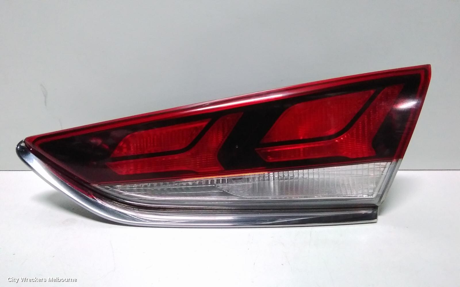 HYUNDAI SONATA REAR GARNISH, BOOTLID LAMP (RH SIDE), LED TYPE, LF, 08/2017 - 01/2020