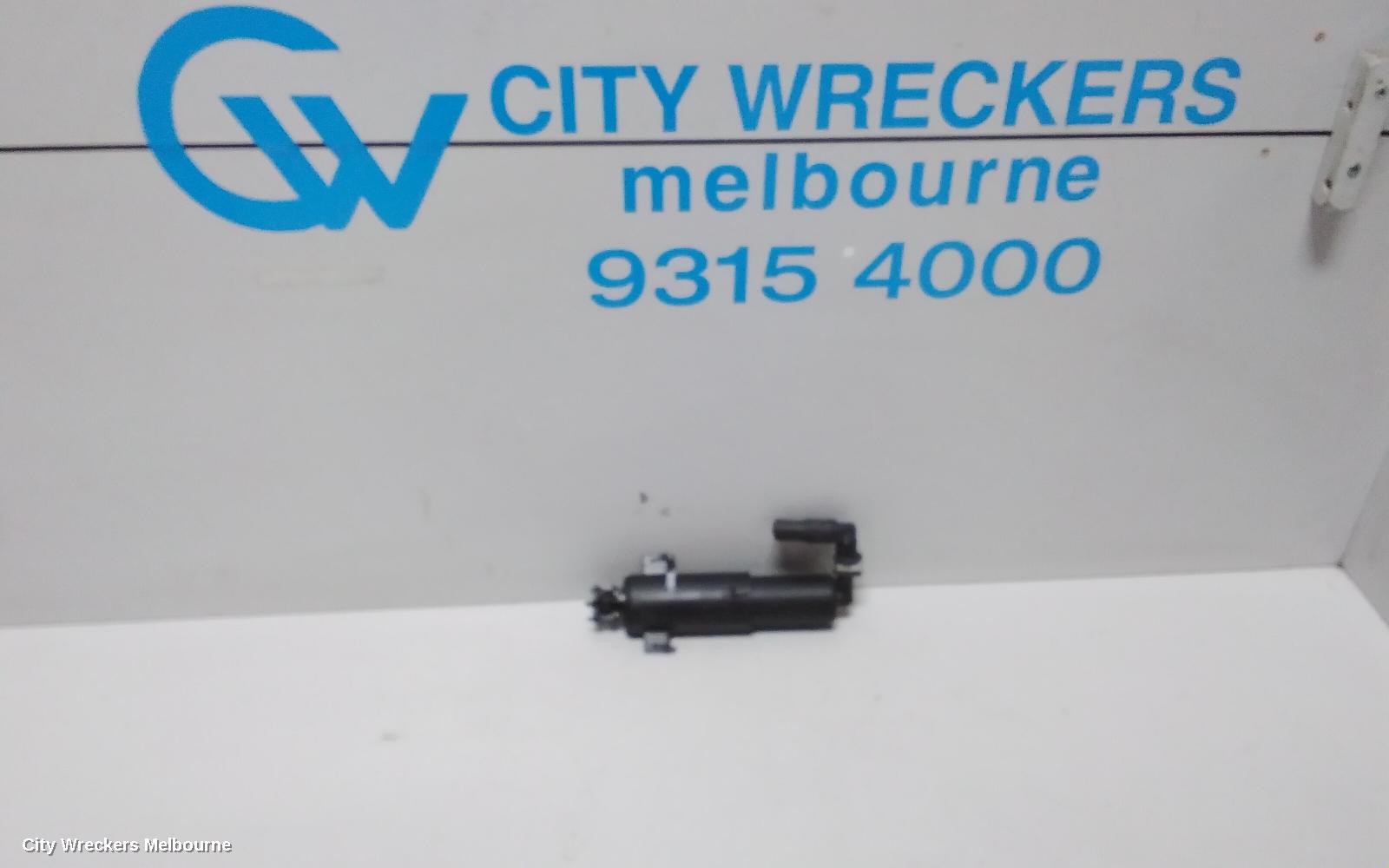 BMW 3 SERIES WASHER JET, E90, 03/2005 - 12/2013