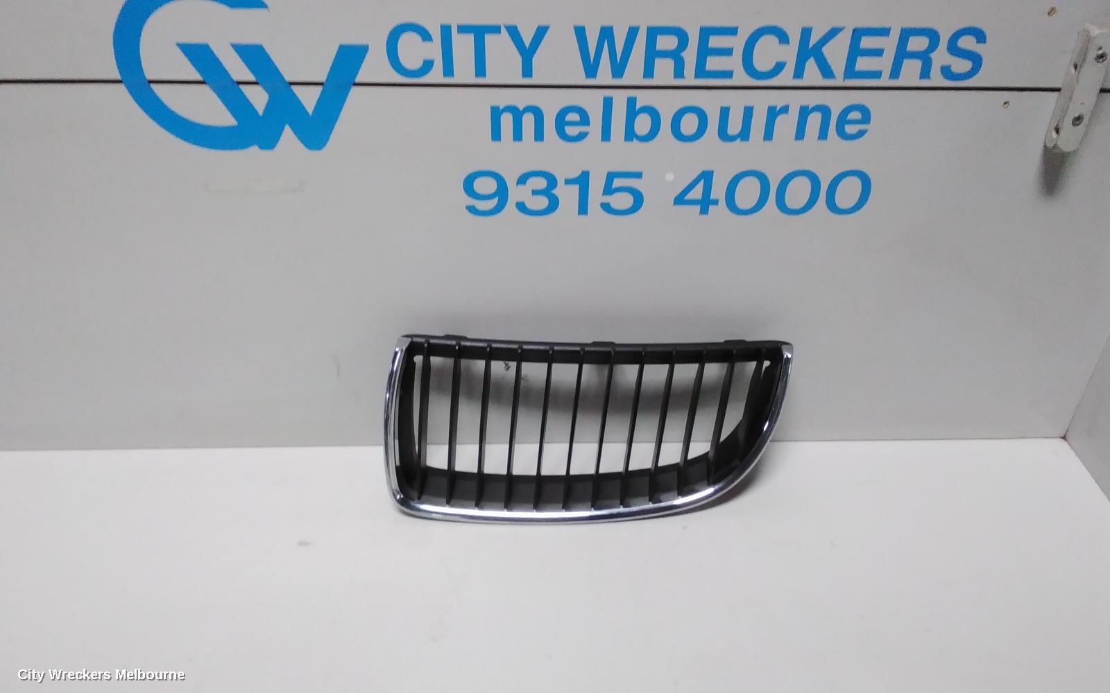 BMW 3 SERIES GRILLE, BONNET GRILLE (LH SIDE), E90/E92/E93, SEDAN/COUPE/CABRIO, 03/2007 - 09/2013