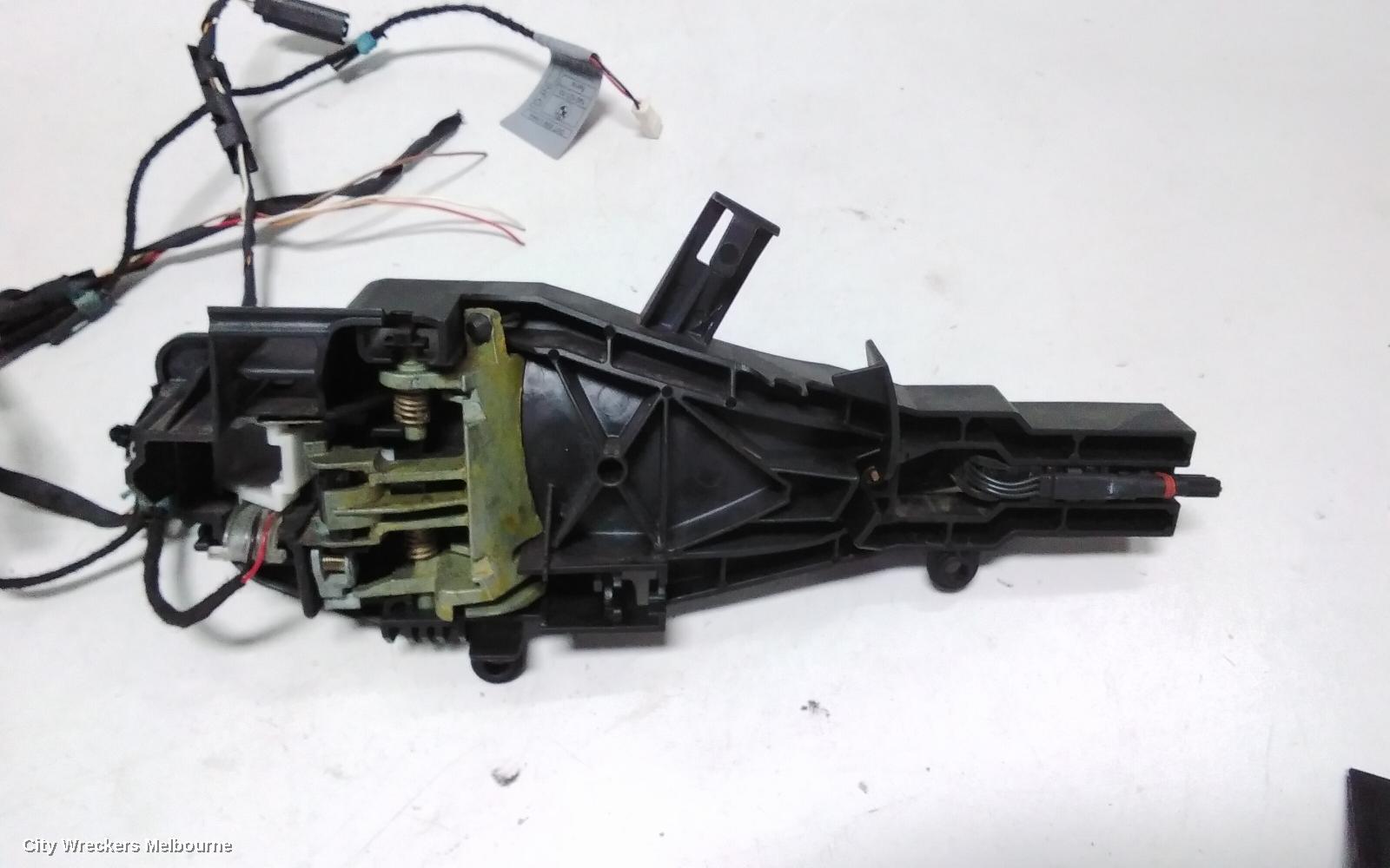 BMW 3 SERIES DOOR HANDLE, OUTER, LH FRONT, NON KEYLESS TYPE, E90/E91, SEDAN/WAGON, 03/2005 - 04/2012