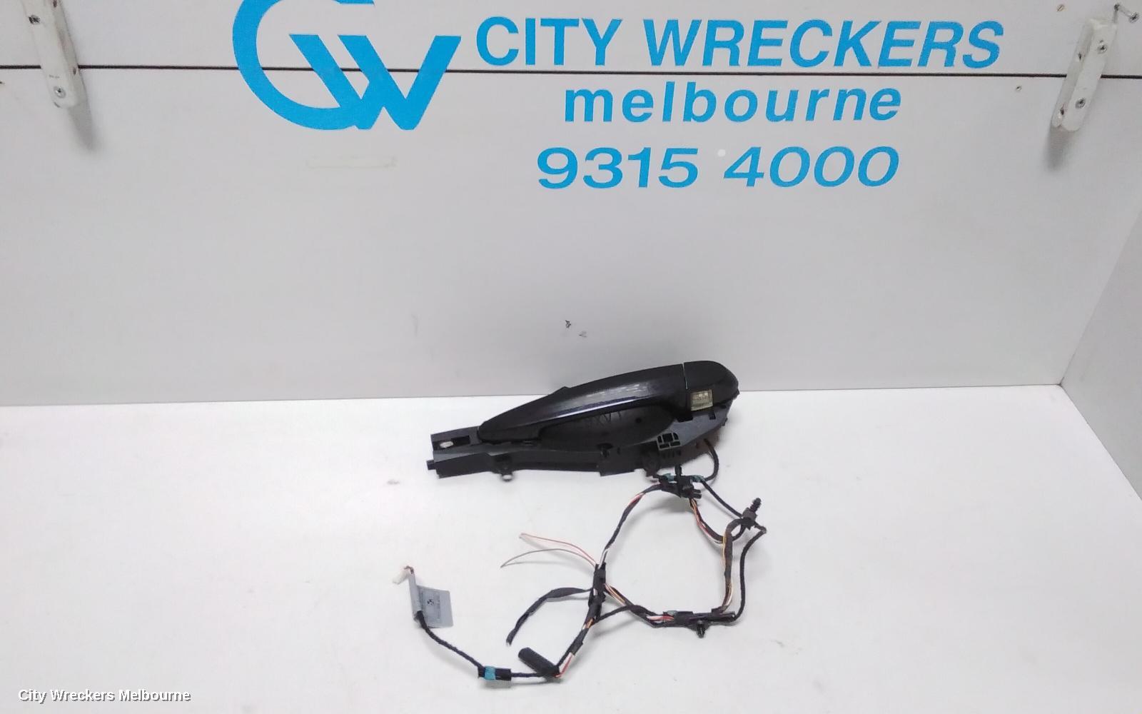 BMW 3 SERIES DOOR HANDLE, OUTER, LH FRONT, NON KEYLESS TYPE, E90/E91, SEDAN/WAGON, 03/2005 - 04/2012