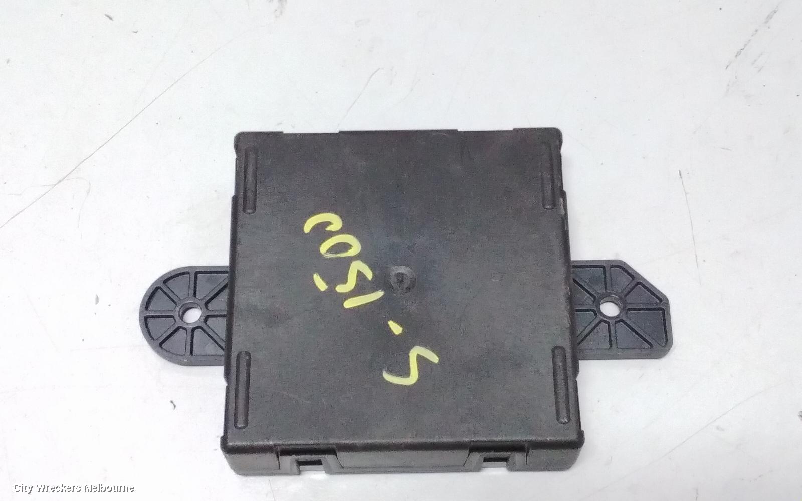 CHRYSLER 300C, LX2, 12/2011 - 12/2021, 2841585501300  DOOR MODULE: 78154