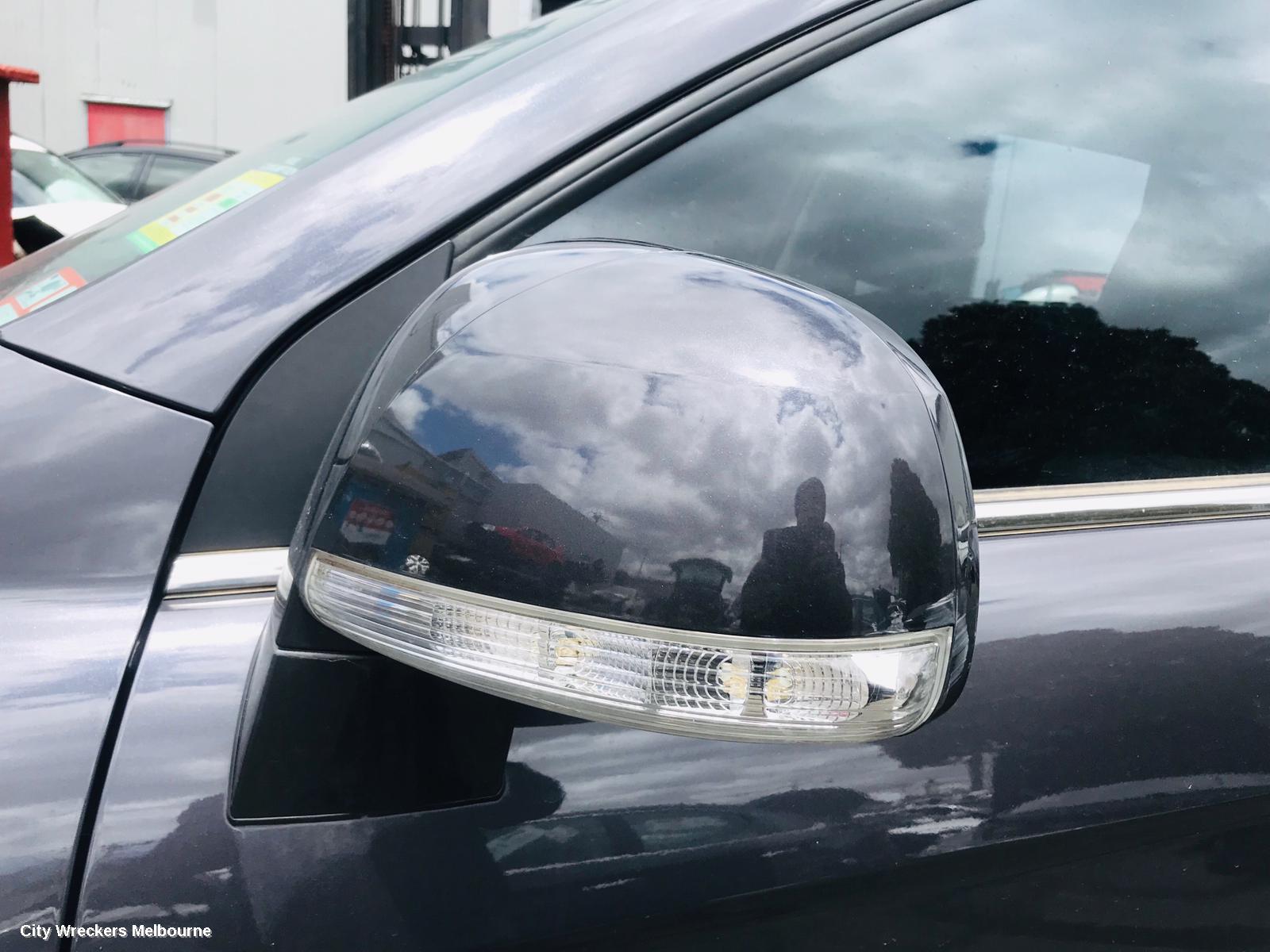 HOLDEN CAPTIVA LEFT INDICATOR/FOG/SIDE, BUMPER FOGLAMP SURROUND-CHROME, CG, 09/2006 - 09/2015