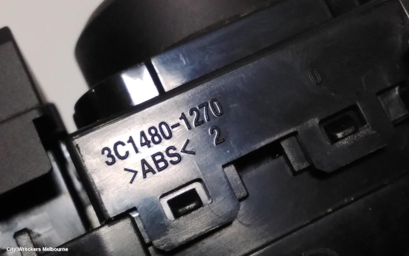 HYUNDAI TUCSON, TL, 06/2015 - 01/2021, MIRROR SWITCH: 78221