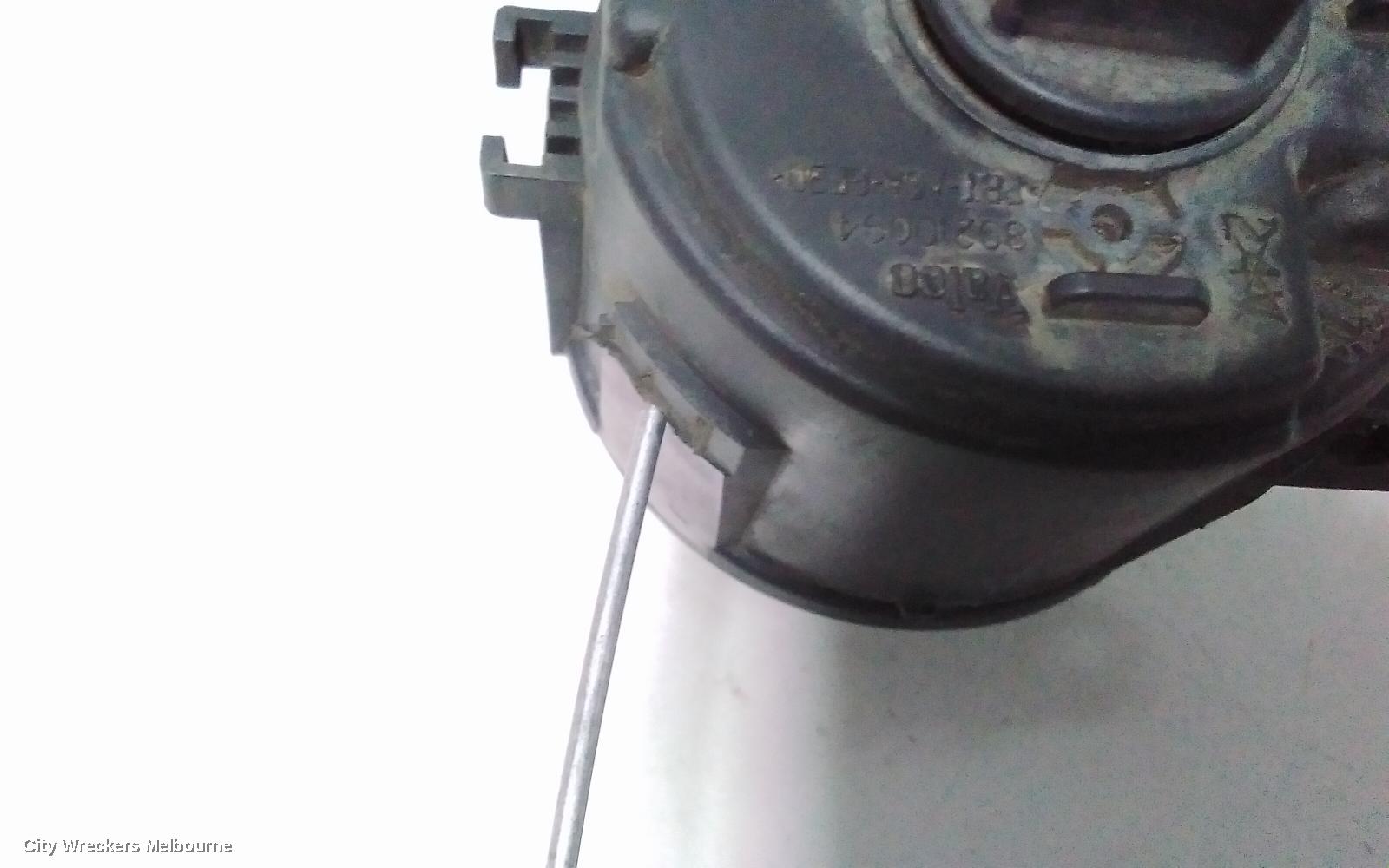 HOLDEN COMMODORE LEFT INDICATOR/FOG/SIDE, BUMPER FOGLAMP, VE, 08/2006 - 08/2010