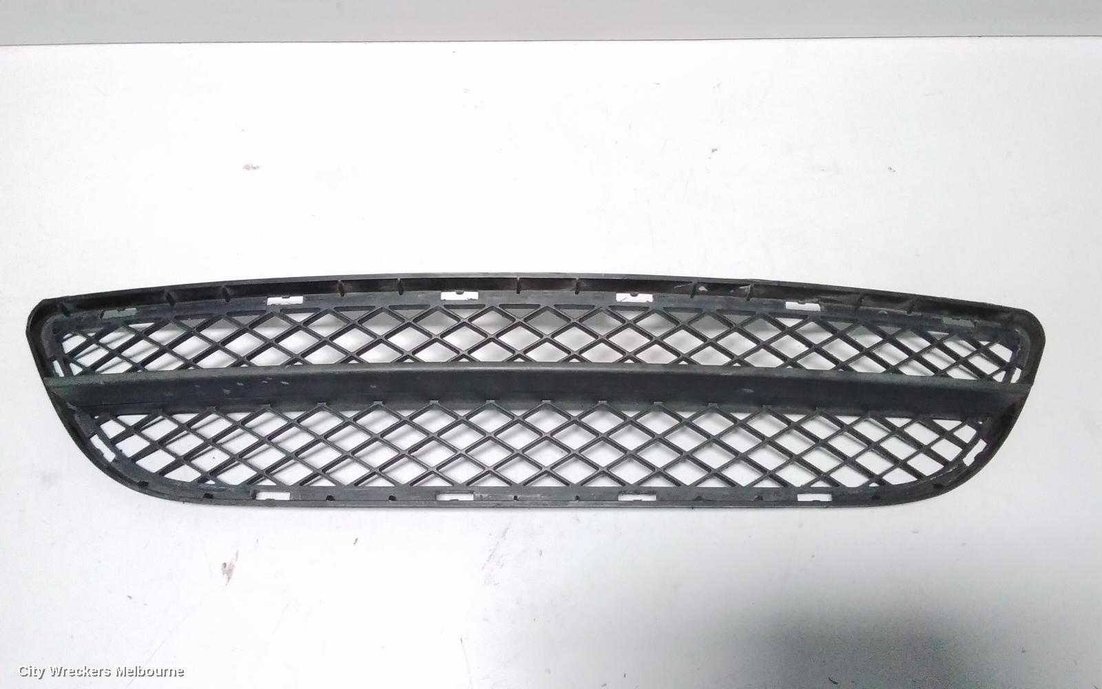 BMW 3 SERIES GRILLE, BUMPER GRILLE (CENTRE), E90, SEDAN, 03/2005 - 08/2008
