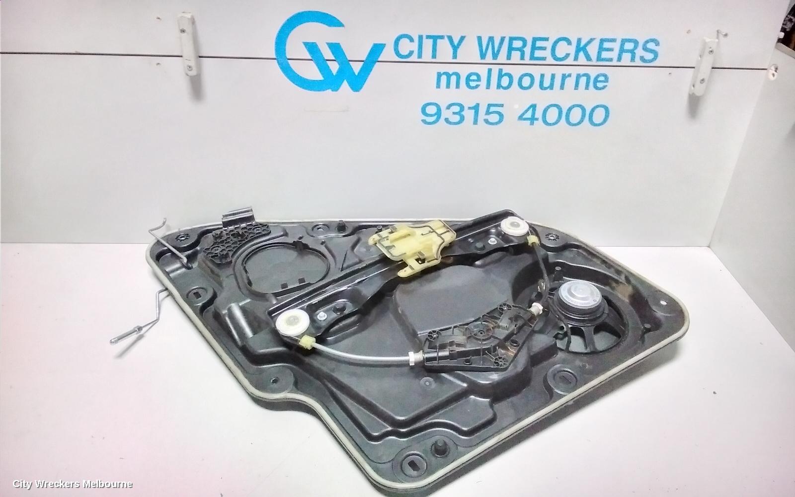 JEEP GRANDCHEROKEE LEFT REAR WND REG/MOTOR, WK, 10/2010 - 02/2022