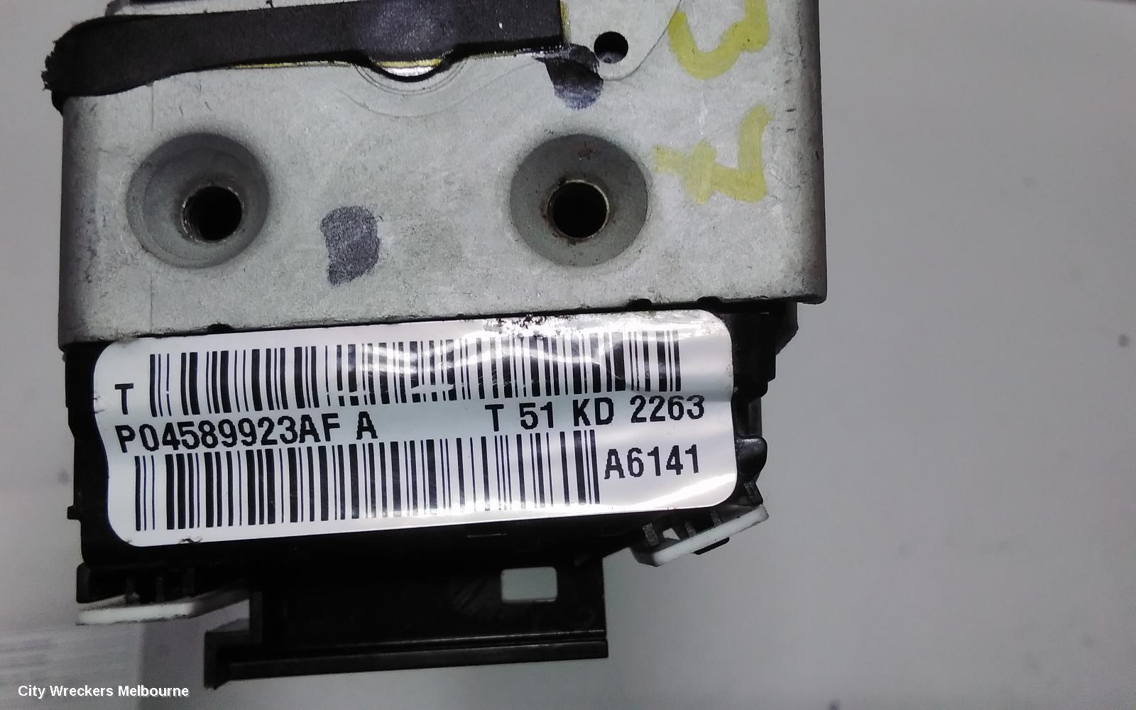 JEEP GRANDCHEROKEE DOOR/BOOT/GATE LOCK, LEFT FRONT DOOR LOCK, WK, 10/2010 ONWARDS
