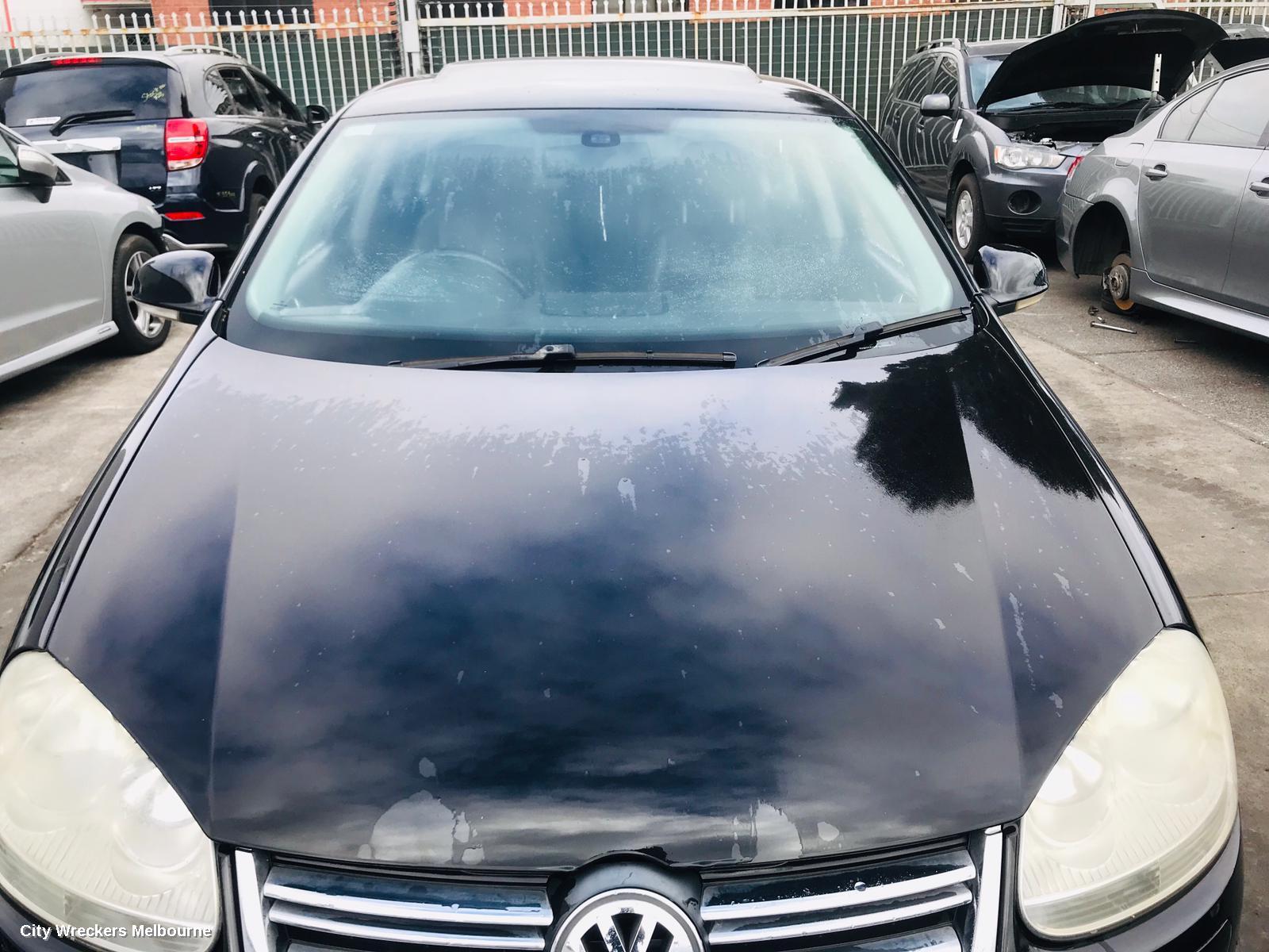 VOLKSWAGEN JETTA LEFT FRONT DOOR, 1KM, 02/2006 - 07/2011