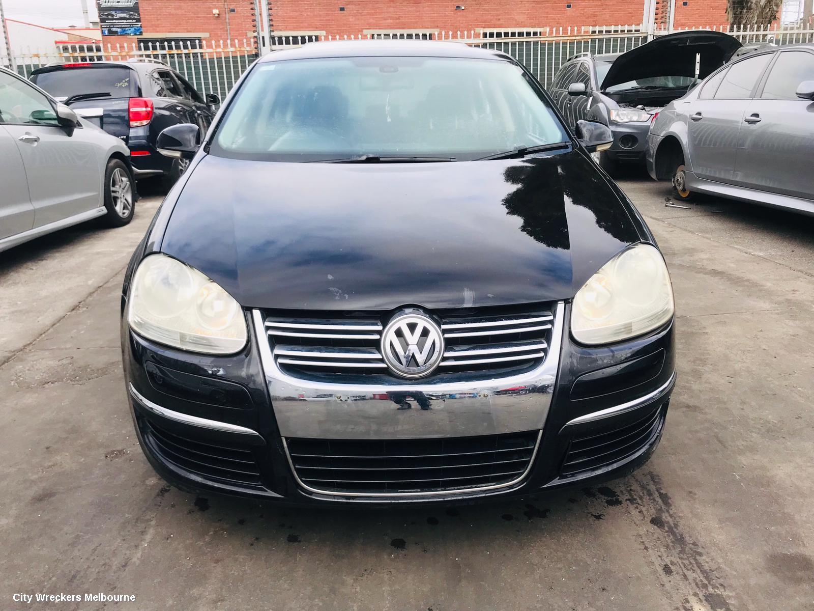 VOLKSWAGEN JETTA LEFT FRONT DOOR, 1KM, 02/2006 - 07/2011