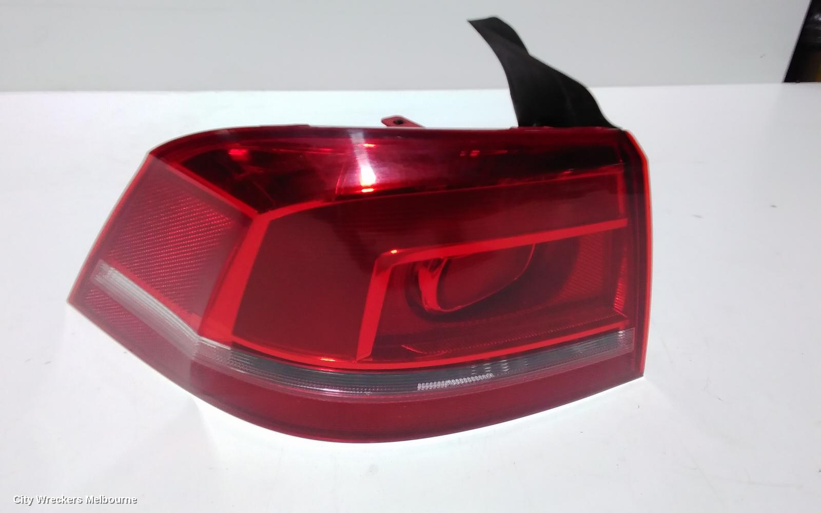 VOLKSWAGEN PASSAT LEFT TAILLIGHT, 3C/MK6 B7, SEDAN, NON LED TYPE, 09/2010 - 05/2015