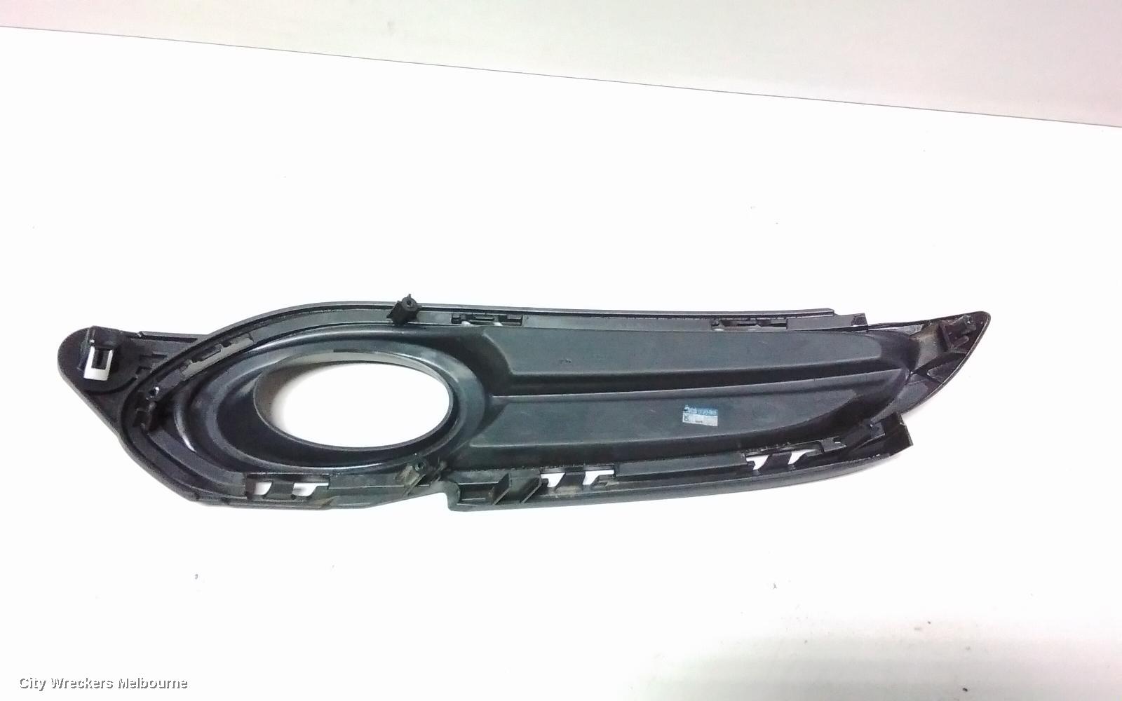 HONDA HRV LEFT INDICATOR/FOG/SIDE, BUMPER FOGLAMP, RU5, 12/2014 - 06/2018
