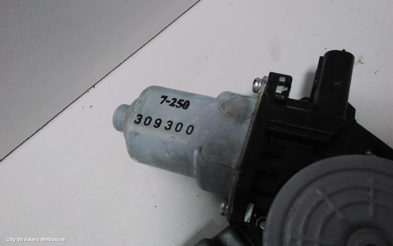 HONDA CRV LEFT FRONT WINDOW REG/MOTOR, RM, 11/2012 - 04/2017