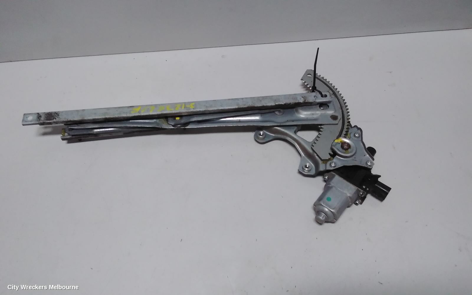 HONDA CRV LEFT FRONT WINDOW REG/MOTOR, RM, 11/2012 - 04/2017