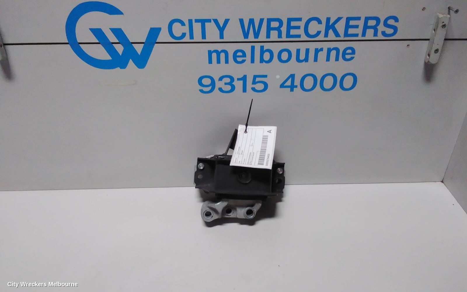 MITSUBISHI OUTLANDER MOUNT, ZK, 04/2015 - 07/2021