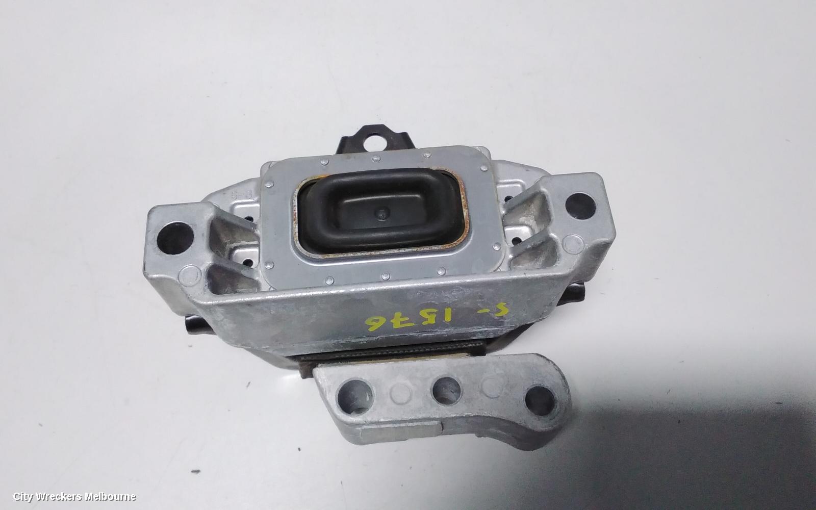 MITSUBISHI OUTLANDER MOUNT, ZK, 04/2015 - 07/2021