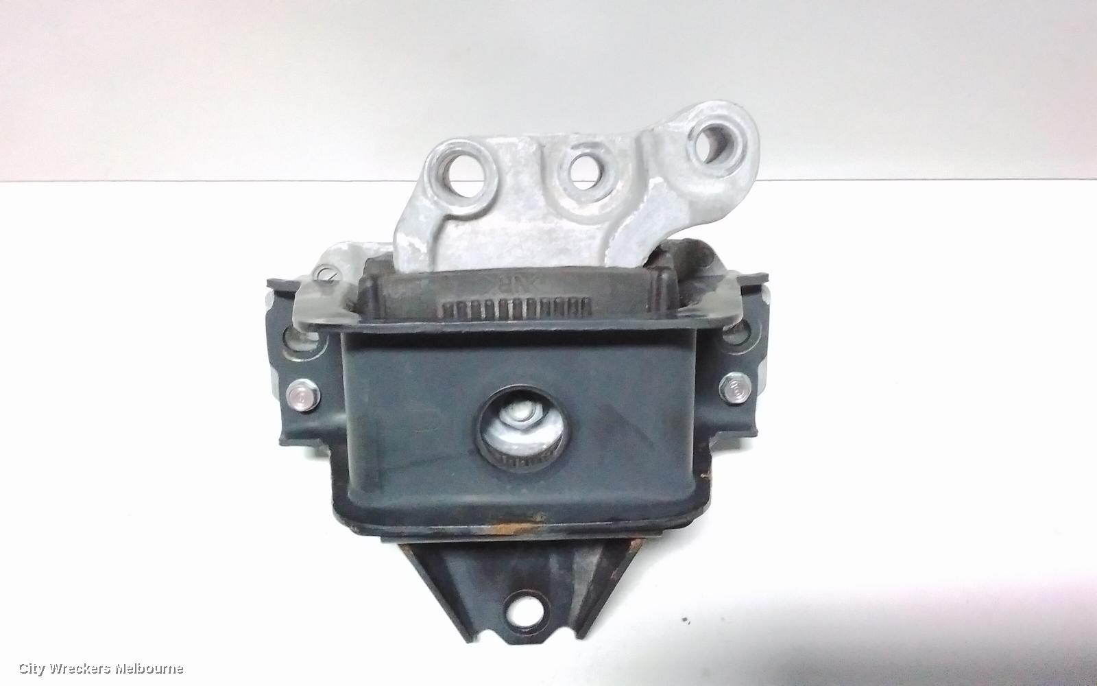 MITSUBISHI OUTLANDER MOUNT, ZK, 04/2015 - 07/2021