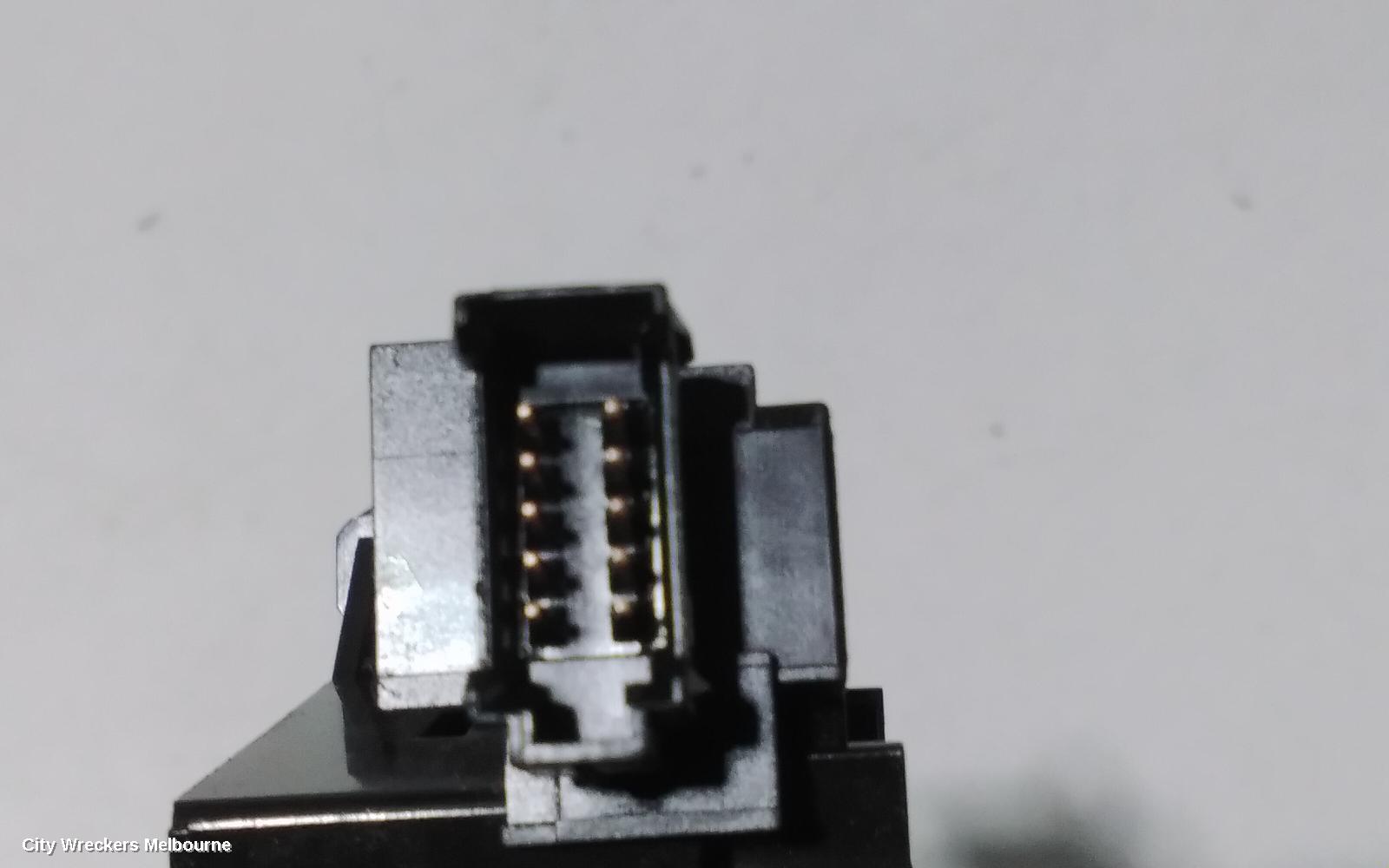 MITSUBISHI OUTLANDER COMBINATION SWITCH, WIPER SWITCH, ZK-ZL, NON RAIN SENSOR TYPE, 01/2015 ONWARDS