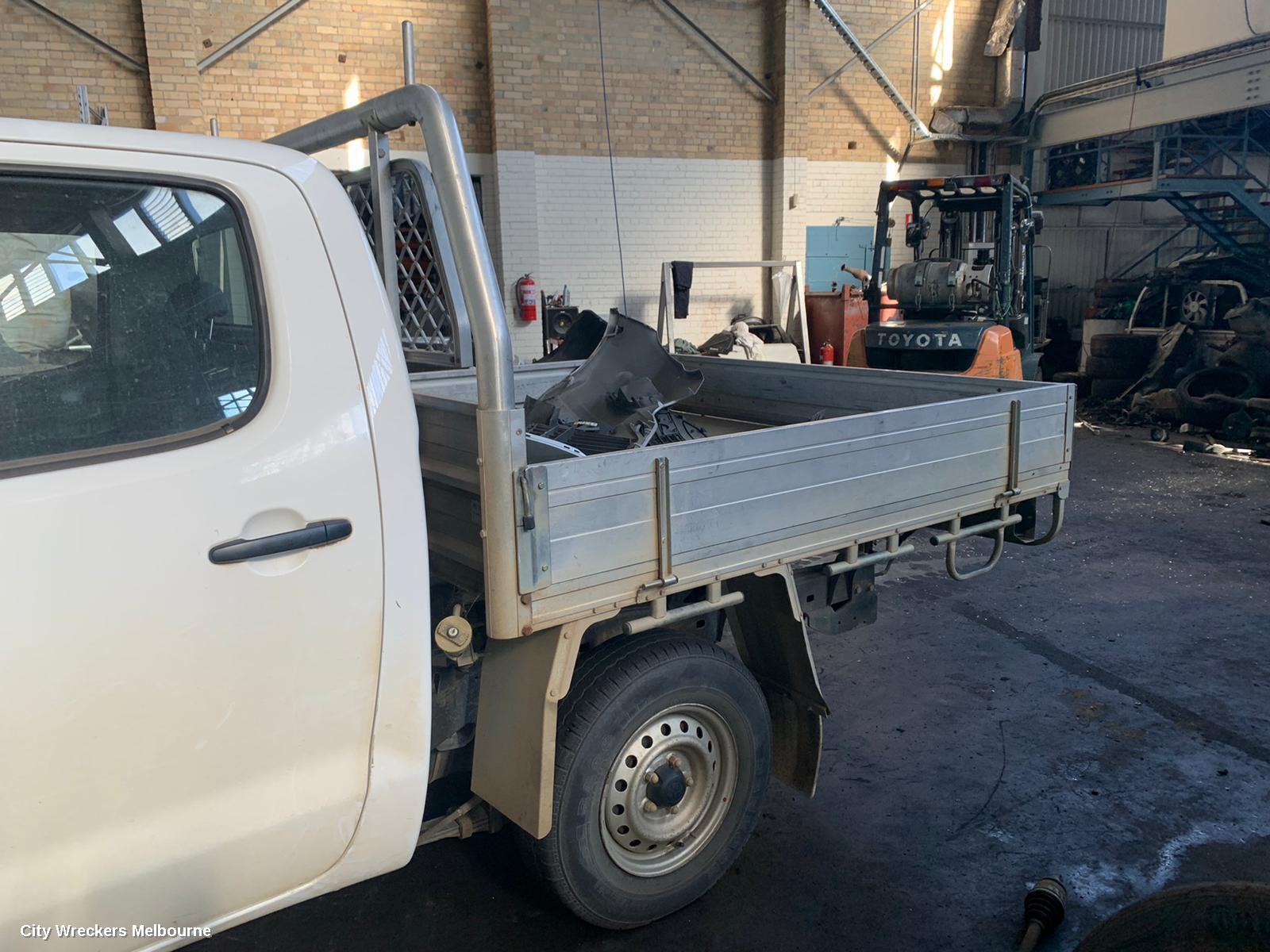 TOYOTA HILUX LEFT REAR STRUT, ***USE SHOCK ABSORBER PART TYPE***