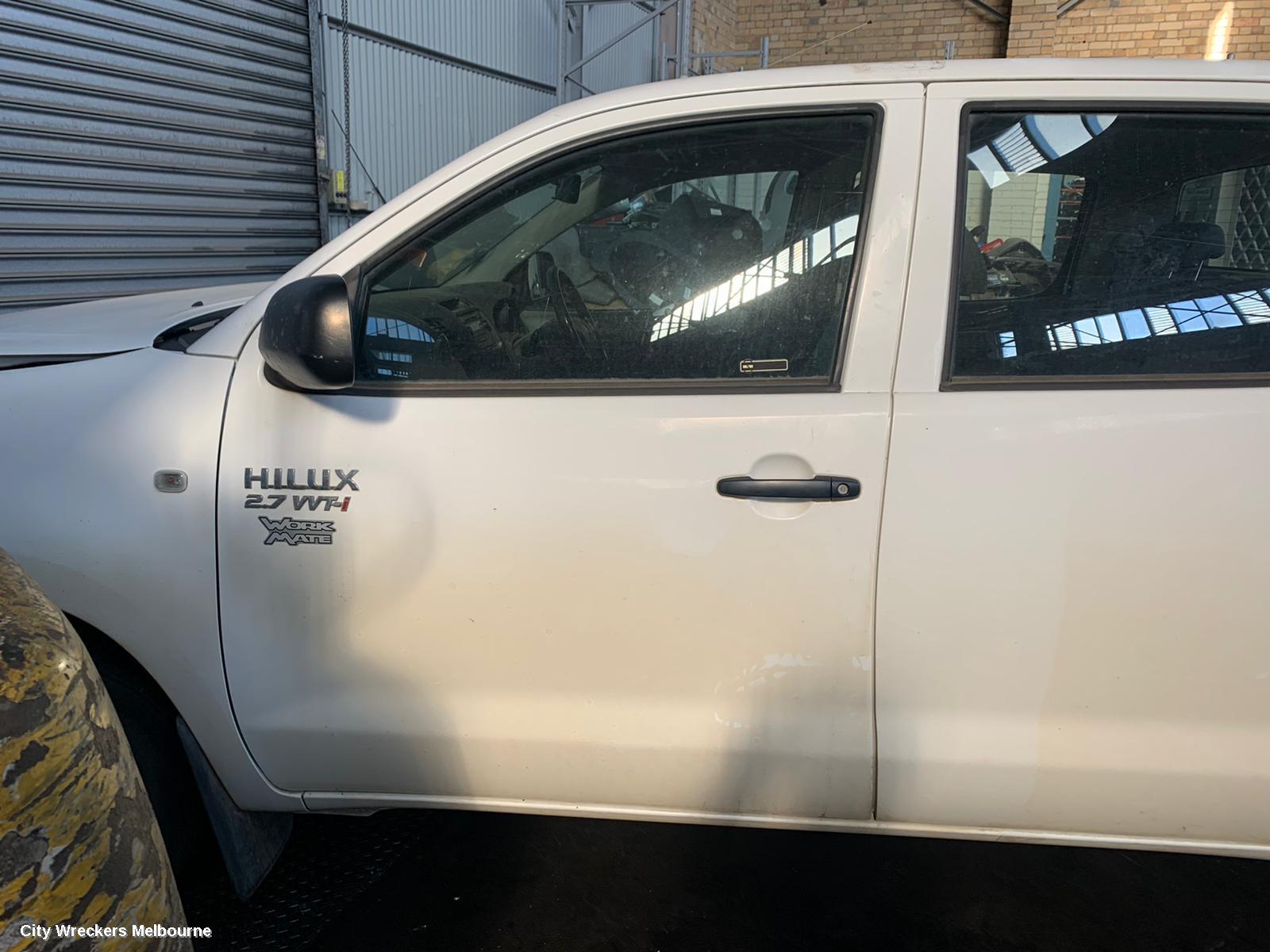 TOYOTA HILUX LEFT REAR STRUT, ***USE SHOCK ABSORBER PART TYPE***